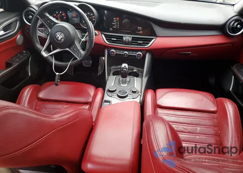 2017 Alfa Romeo Giulia Ti Q4 z USA, uszkodzony, nr VIN ZARFAEENXH7551215